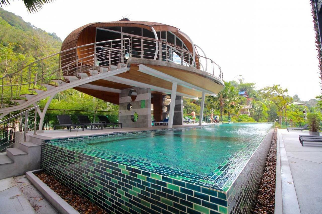 Emerald Terrace Patong Exterior photo