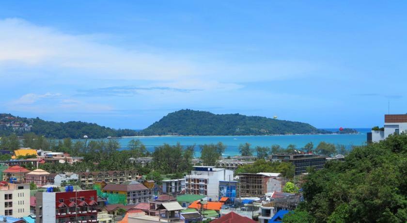 Emerald Terrace Patong Apartment Exterior photo