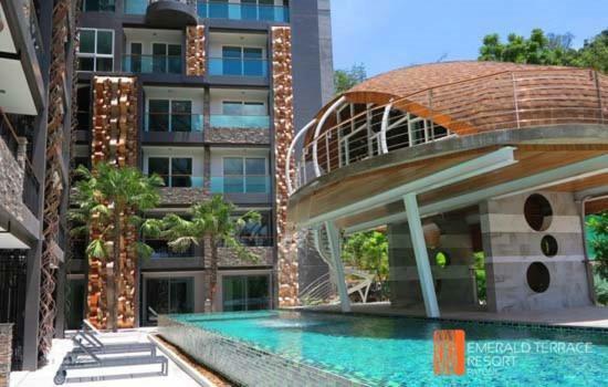Emerald Terrace Patong Exterior photo